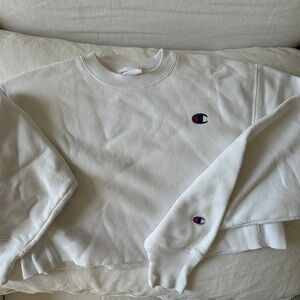 White cropped champion crewneck sweatshirt